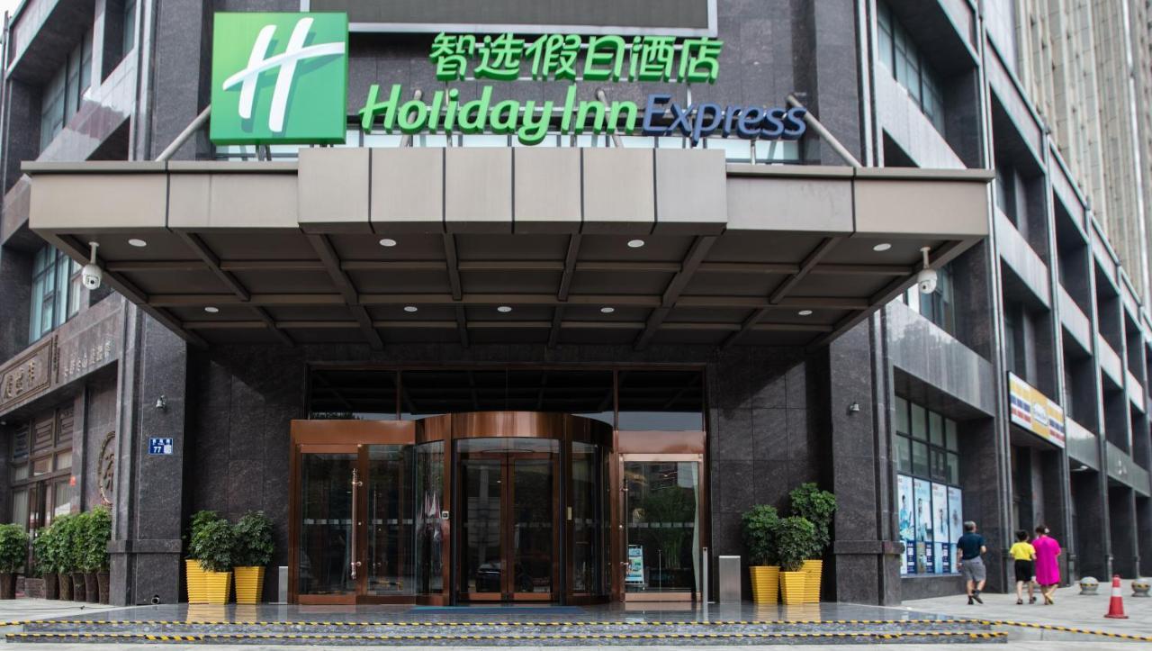 Holiday Inn Express Luoyang Xiyuan Buitenkant foto